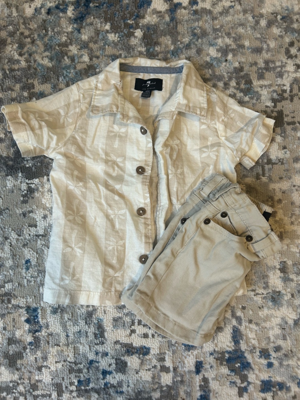 7 For All Mankind Beige Floral Button-Up Top & Khaki Flat-Front Shorts Set